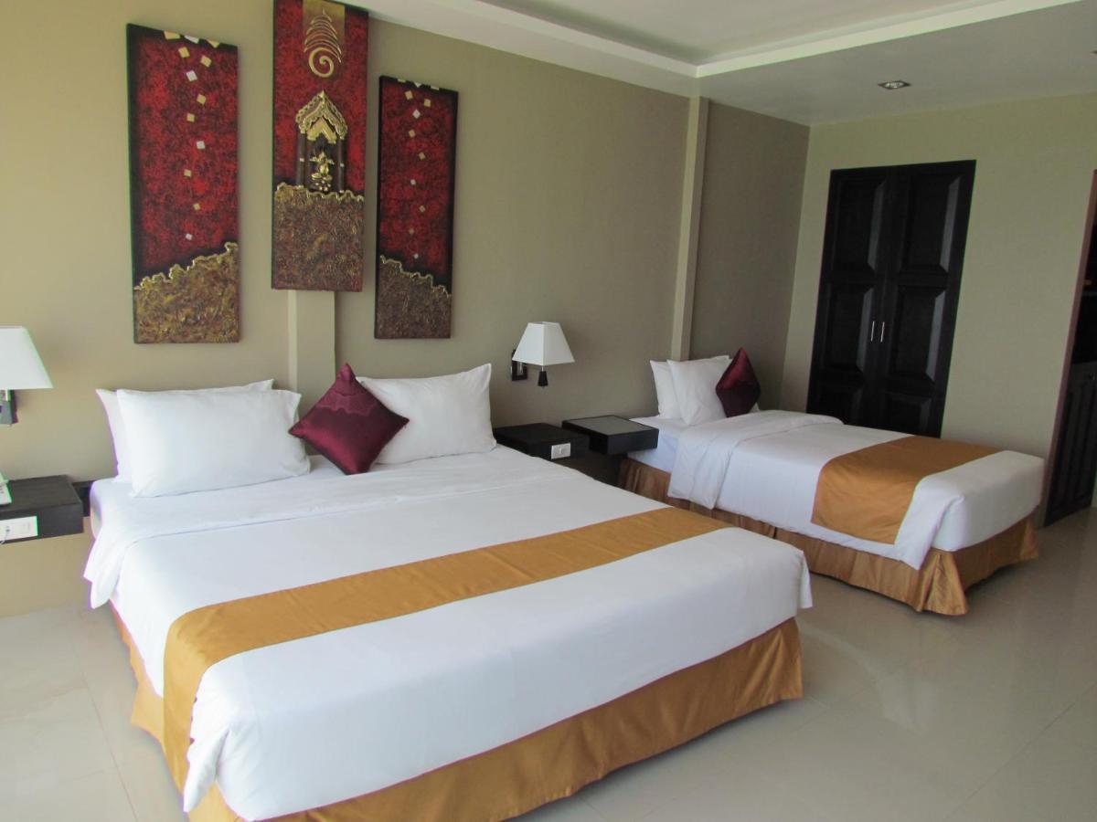 The Front Hotel And Apartments Patong Luaran gambar